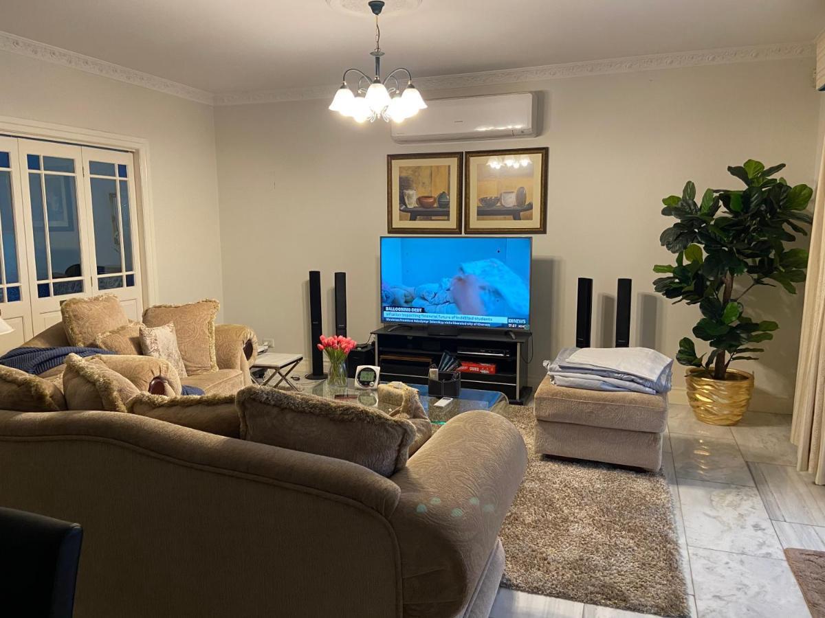 Cosy Private Room Easy Access To City & Airport Melbourne City Exterior foto