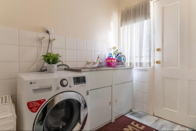 Cosy Private Room Easy Access To City & Airport Melbourne City Exterior foto